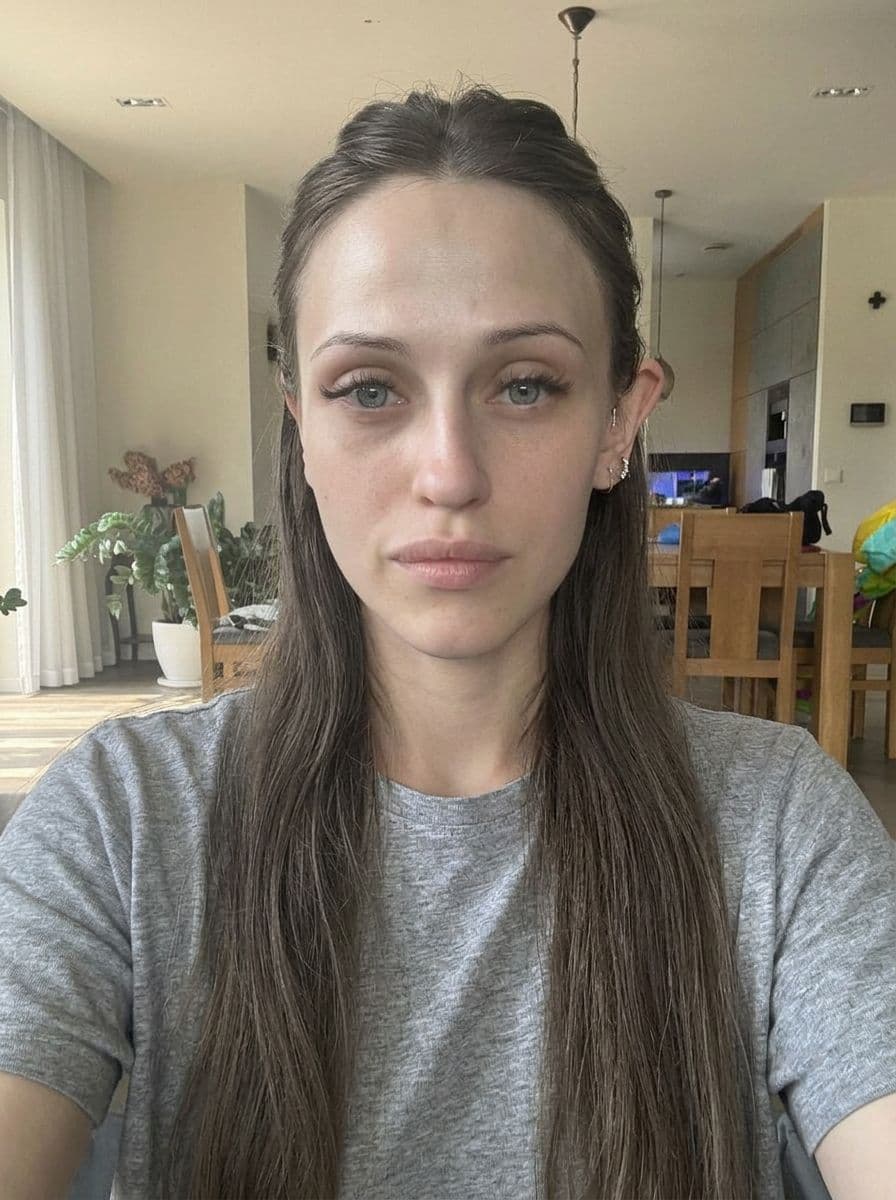 Nina: Half-up half-down z miękką falą